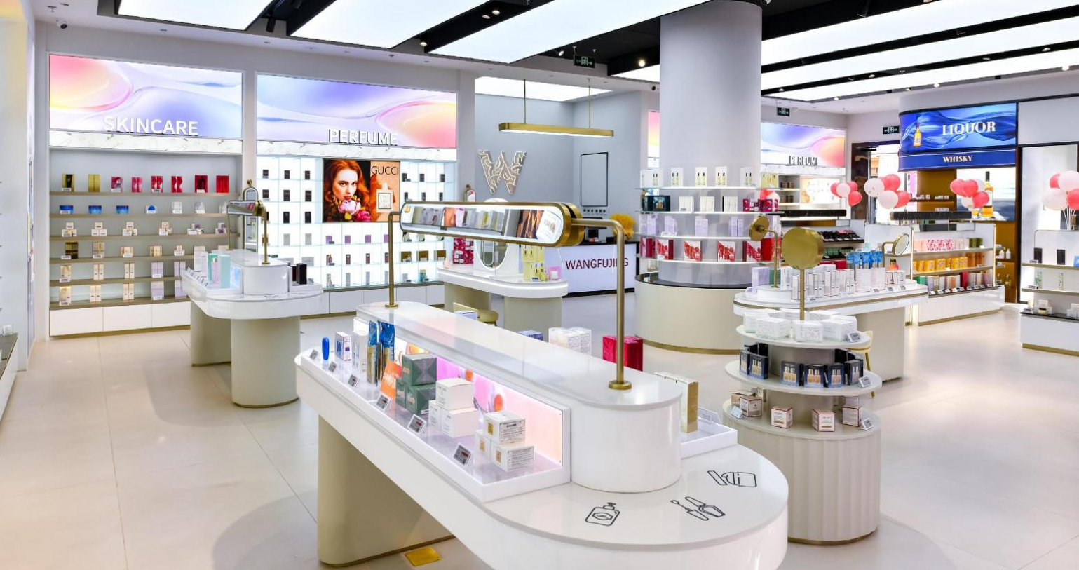 j9游戏全球购跨境履历店北京燕莎奥莱店